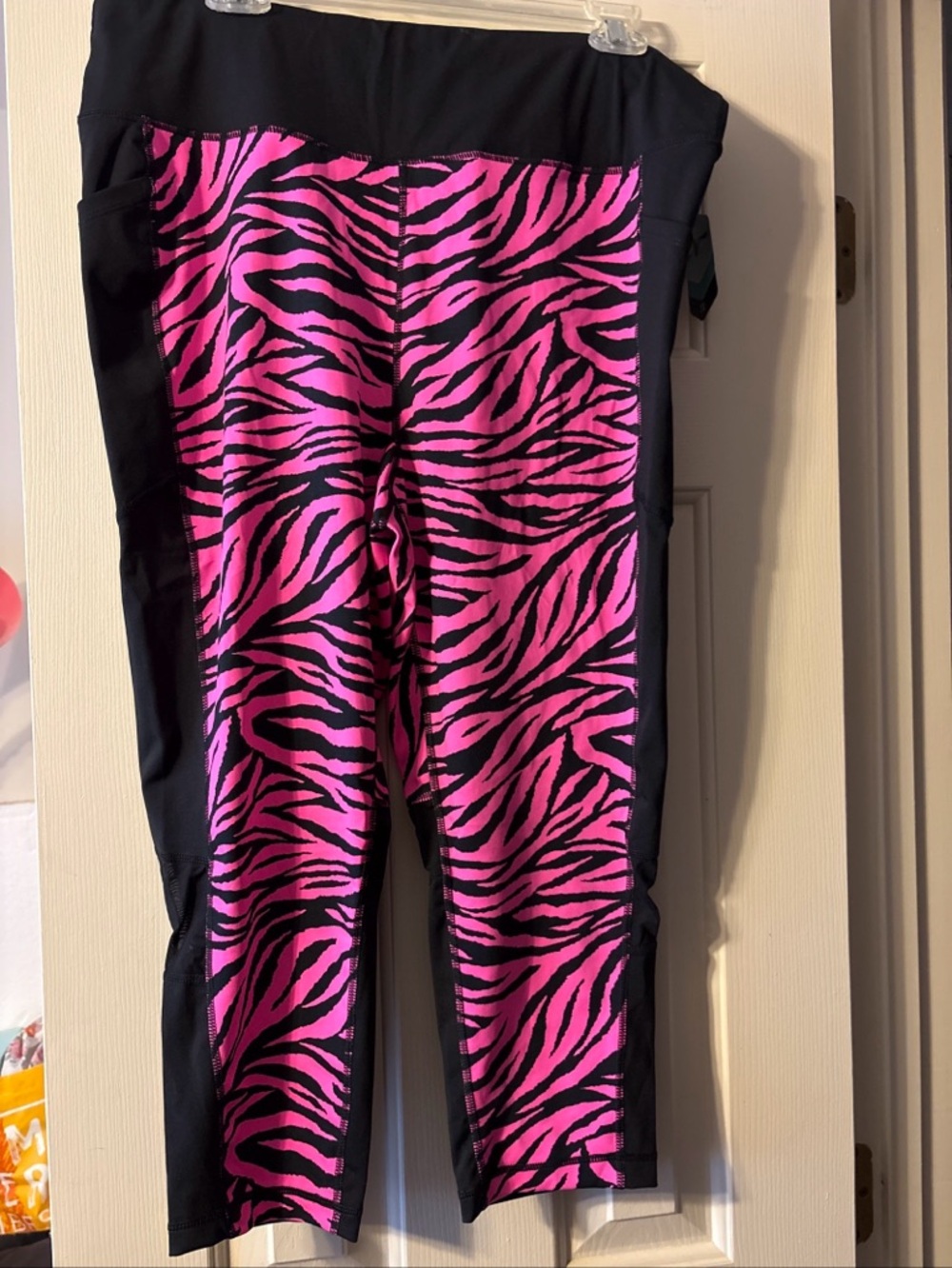 LuLaRoe Rise Collection Fearless Black And Pink Animal Print Workout Pants
